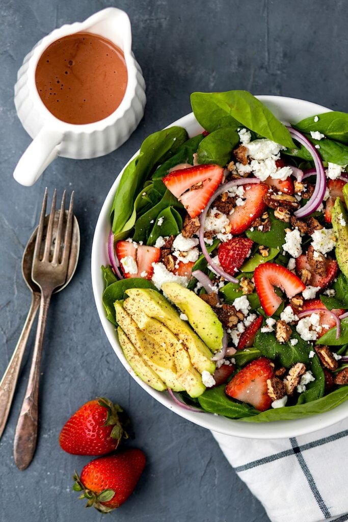 Avocado Strawberry Spinach Salad