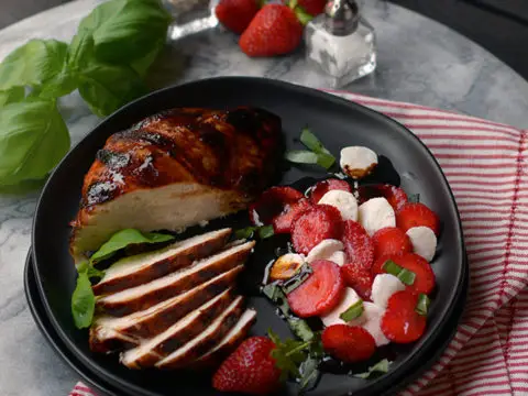 Grilled Balsamic Chicken with Strawberry Caprese Salad
