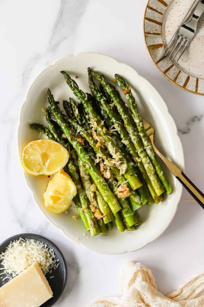 Garlic Parmesan Roasted Asparagus with lemon