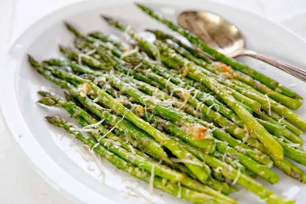 Garlic Parmesan roasted asparagus
