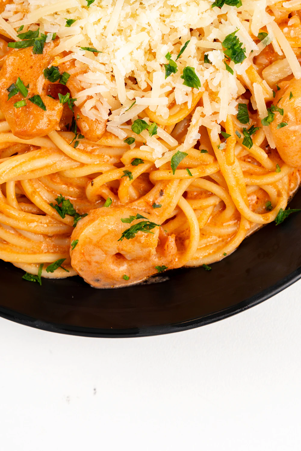 Creamy Cajun shrimp pasta with parsley