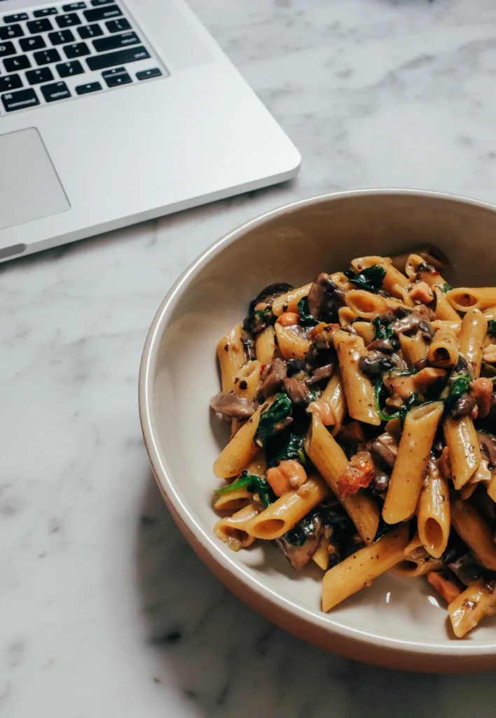 Pasta with sautéed mushrooms