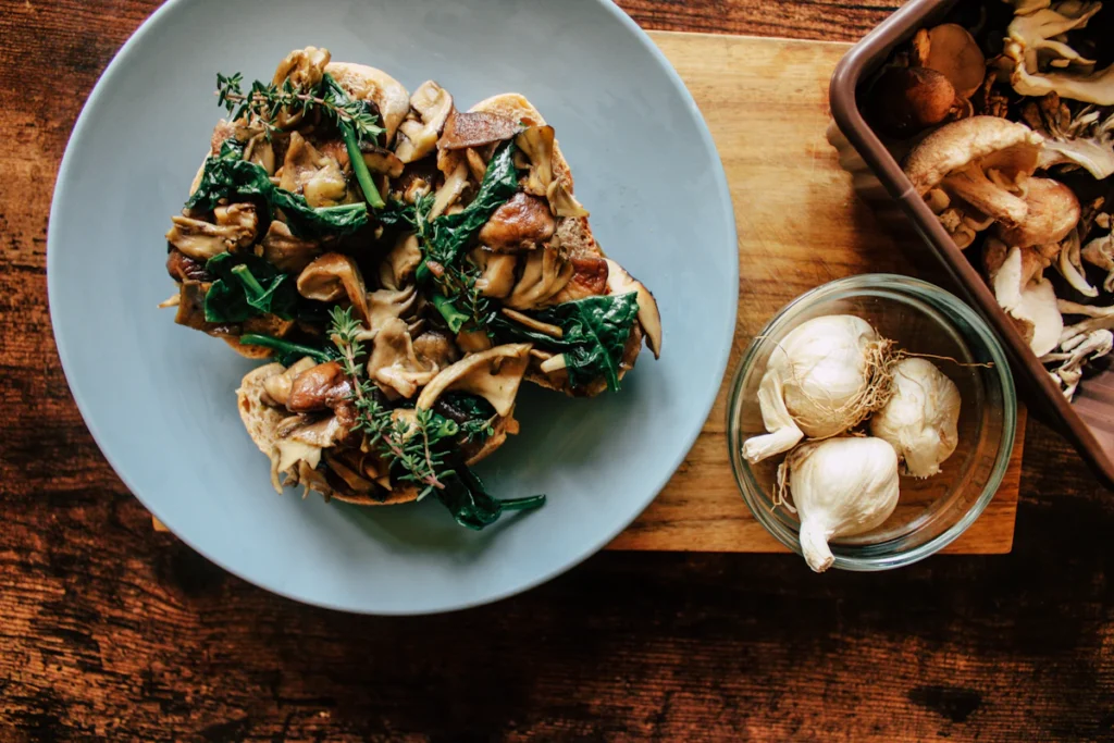 Spinach and artichoke hearts for creamy chicken