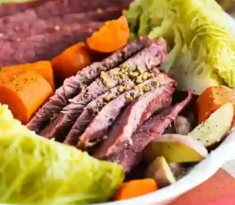 Slow cooker corned beef and cabbage