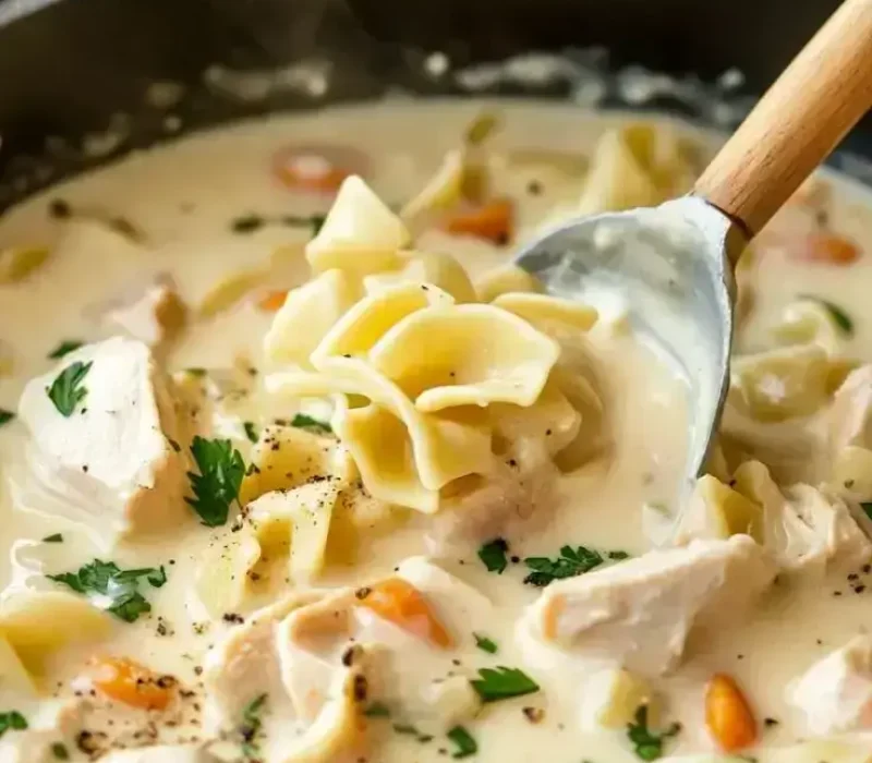 Creamy-Chicken-Noodle-Soup