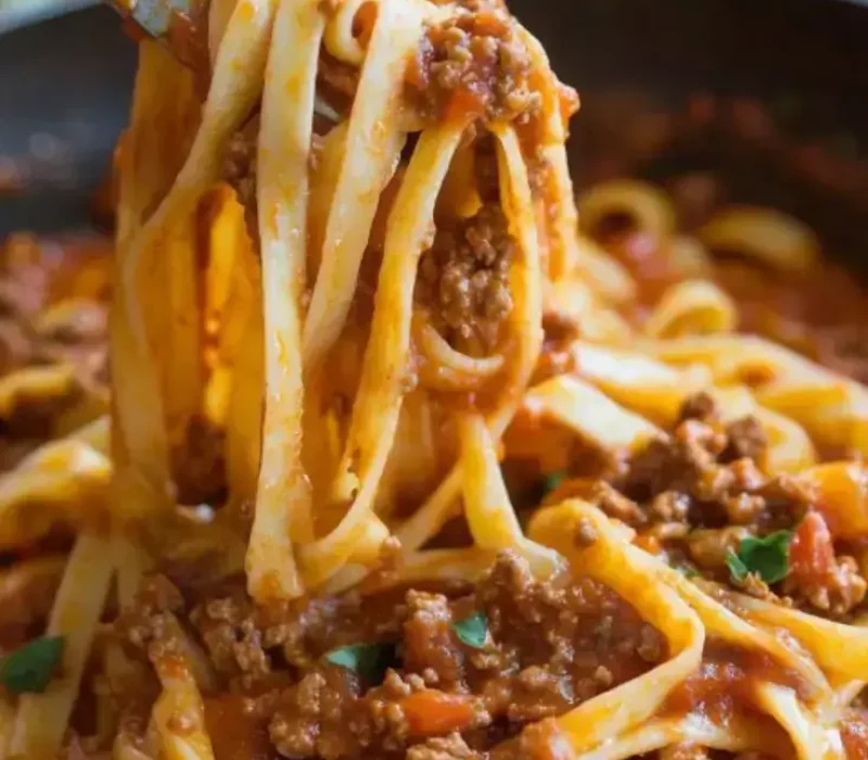 Homemade-Bolognese-Sauce