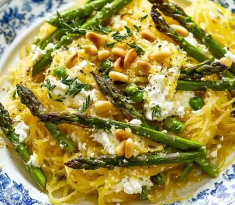 Spaghetti-Squash-with-Asparagus-Ricotta-Lemon-and-Thyme