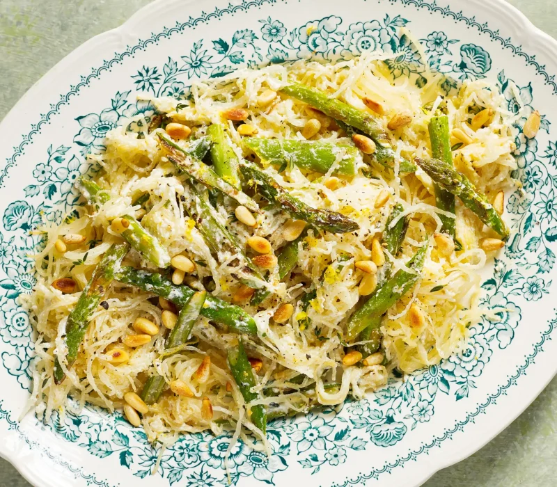 lemony ricotta spaghetti squash with asparagus