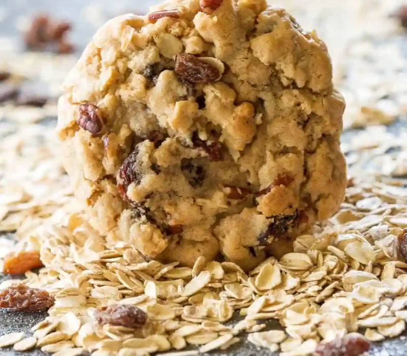 Oatmeal Raisin Walnut Cookies
